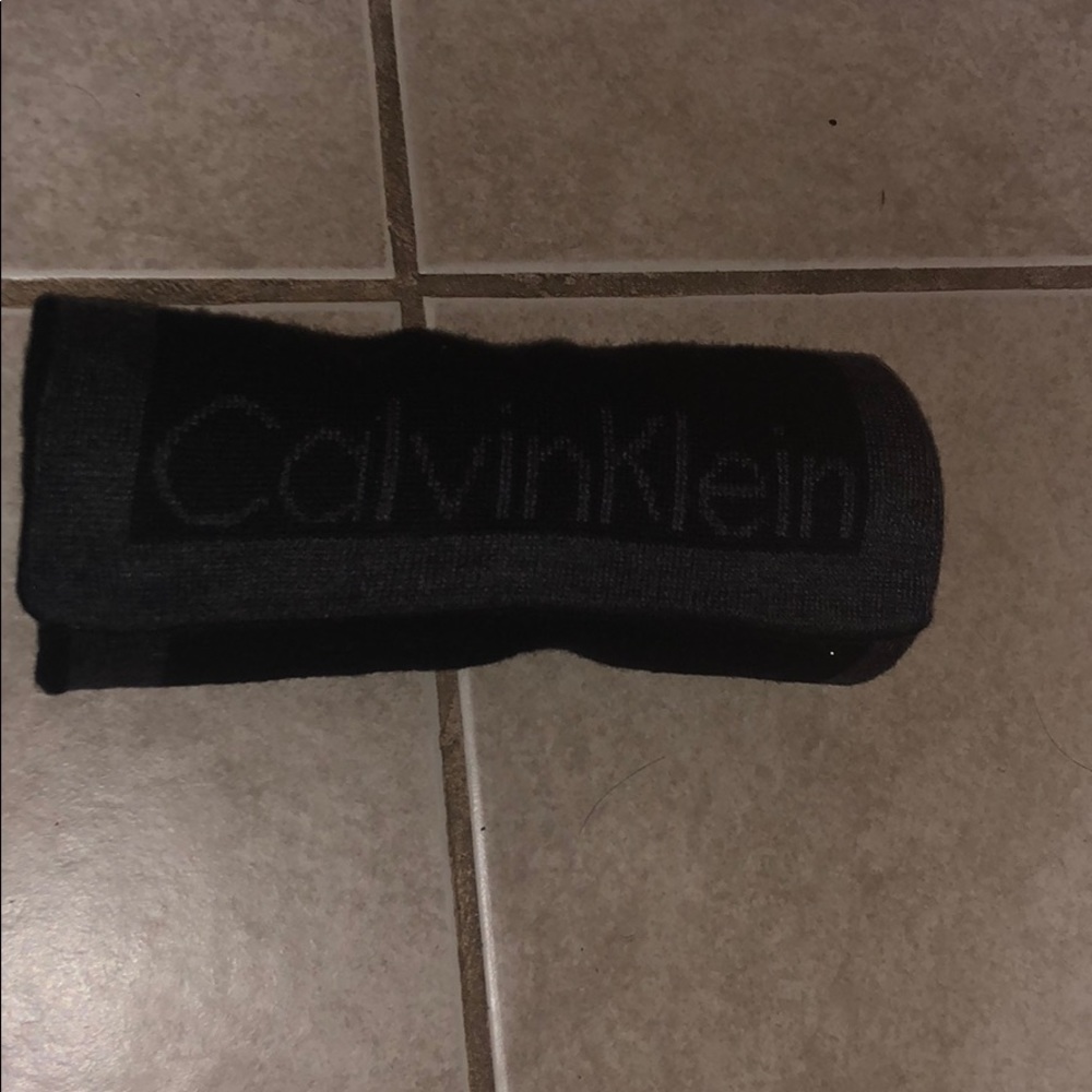 Calvin Klein scarf